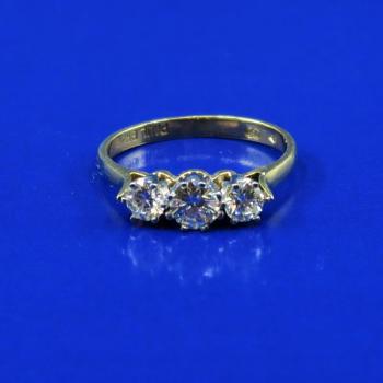 Gold ring with diamonds Gold ring with diamonds