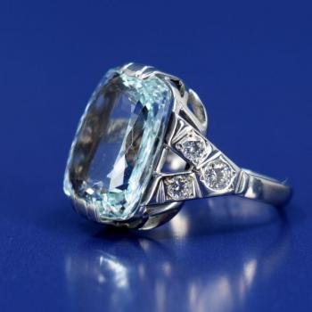 White Gold Ring - white gold, brilliant cut diamond - 2000 White Gold Ring - white gold, brilliant cut diamond - 2000