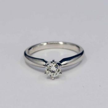 White Gold Ring - white gold, brilliant cut diamond - 1980 White Gold Ring - white gold, brilliant cut diamond - 1980