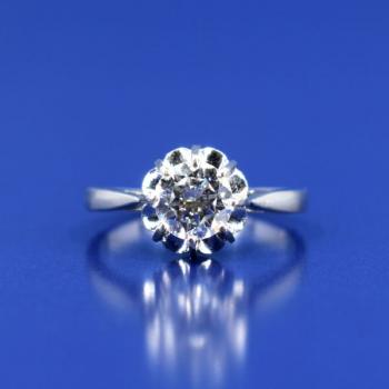 Gold ring with diamond 0,84 ct Gold ring with diamond 0,84 ct