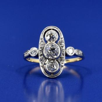Ladies' Gold Ring - gold, diamond - 1930 Ladies' Gold Ring - gold, diamond - 1930