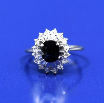 Gold ring with sapphire and diamonds Gold ring with sapphire and diamonds