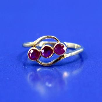 Ladies' Gold Ring - gold, ruby - 2000 Ladies' Gold Ring - gold, ruby - 2000