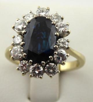 Ring - gold, diamond - 1965 Ring - gold, diamond - 1965
