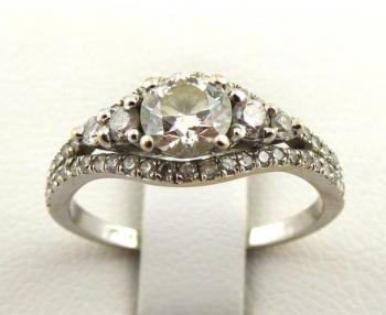 White Gold Ring - white gold, brilliant cut diamond - 1995 White Gold Ring - white gold, brilliant cut diamond - 1995