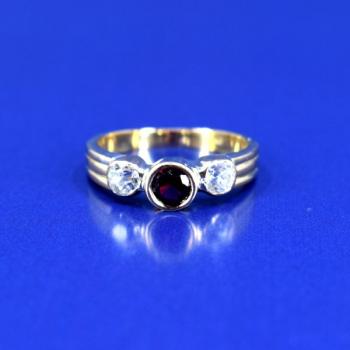 Gold ring with rubin and diamonds Gold ring with rubin and diamonds