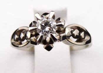 Art deco ring, white gold, 0.15 ct diamond
