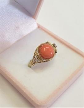Ladies' Gold Ring - gold, coral - 1960