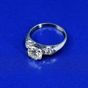 Platinum Ring - platinum, brilliant cut diamond - 1980