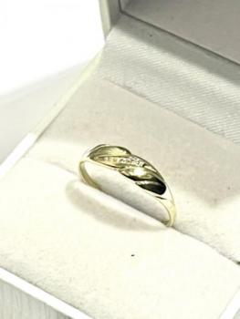 Ladies' Gold Ring - yellow gold - 1993