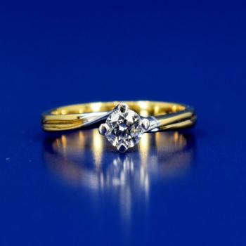 Ladies' Gold Ring - gold, brilliant cut diamond - 2015